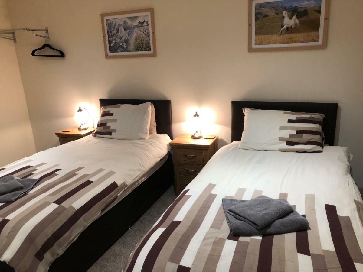 White Horse Tavern Телфорд Экстерьер фото
